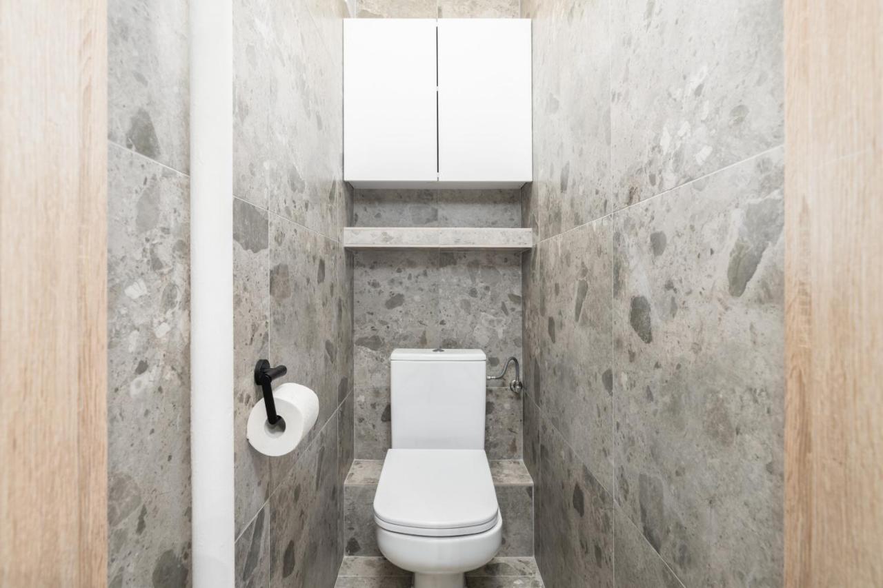 Stylish Apartment Near Wroclavia For 4 Guests By Noclegi Renters ヴロツワフ エクステリア 写真