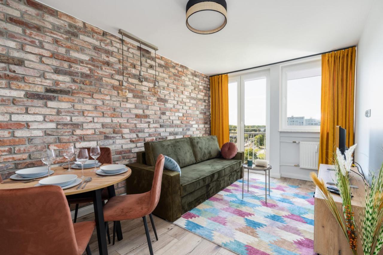 Stylish Apartment Near Wroclavia For 4 Guests By Noclegi Renters ヴロツワフ エクステリア 写真