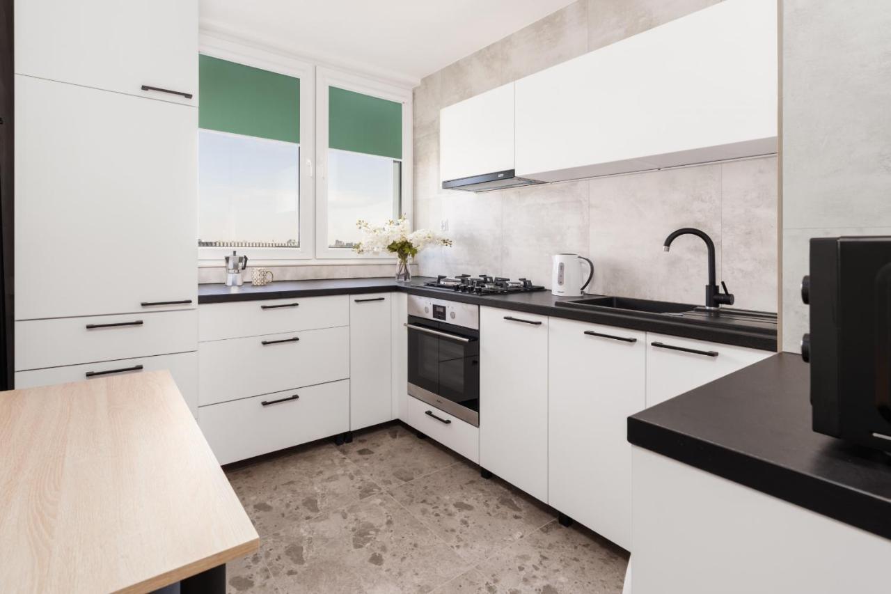 Stylish Apartment Near Wroclavia For 4 Guests By Noclegi Renters ヴロツワフ エクステリア 写真