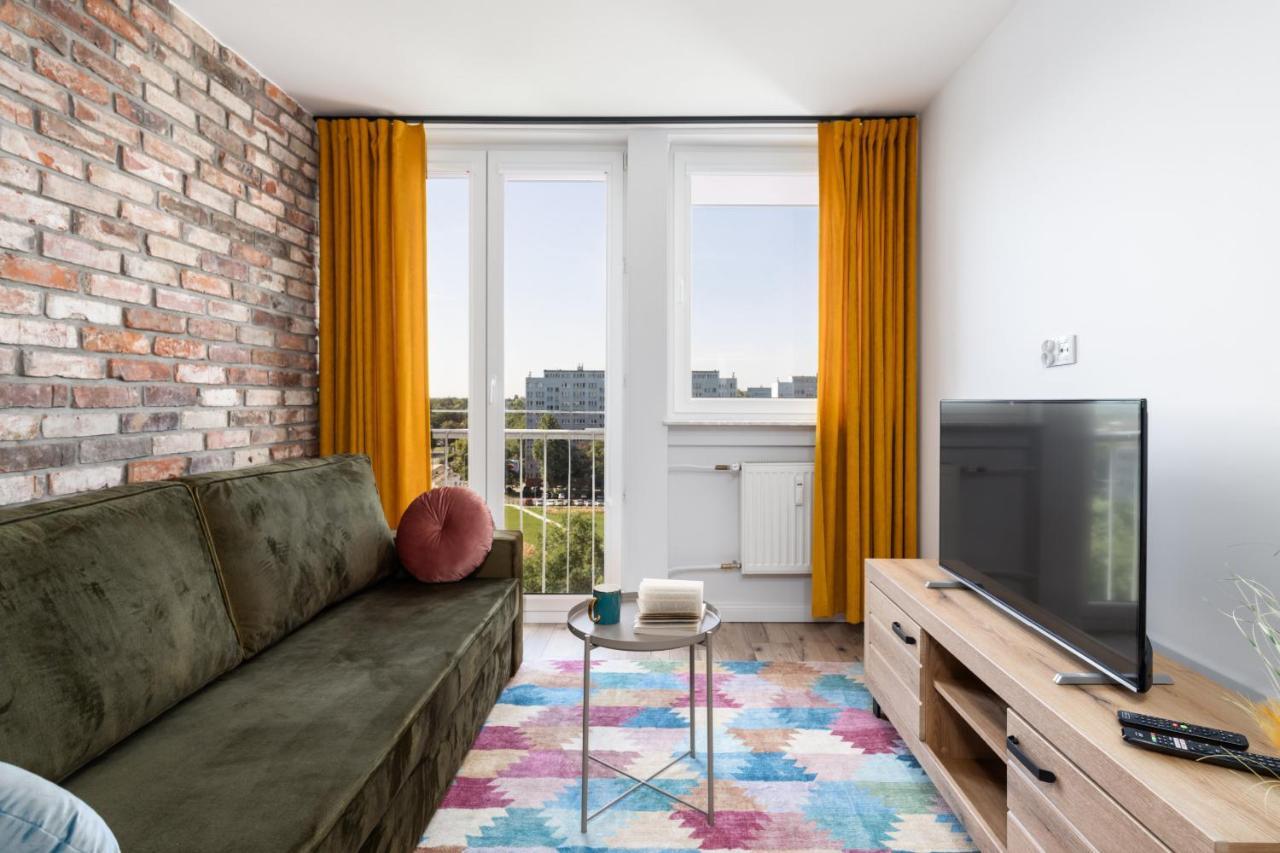 Stylish Apartment Near Wroclavia For 4 Guests By Noclegi Renters ヴロツワフ エクステリア 写真